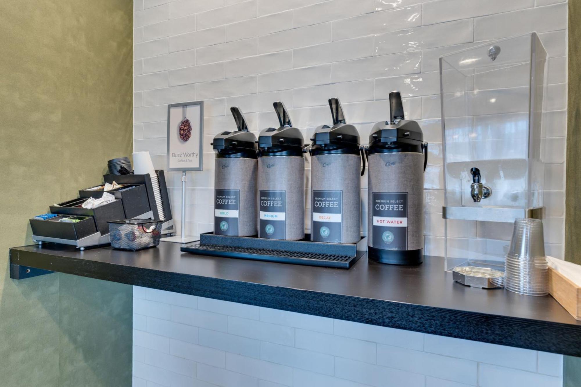 Fairfield Inn & Suites By Marriott ספירפיש מראה חיצוני תמונה