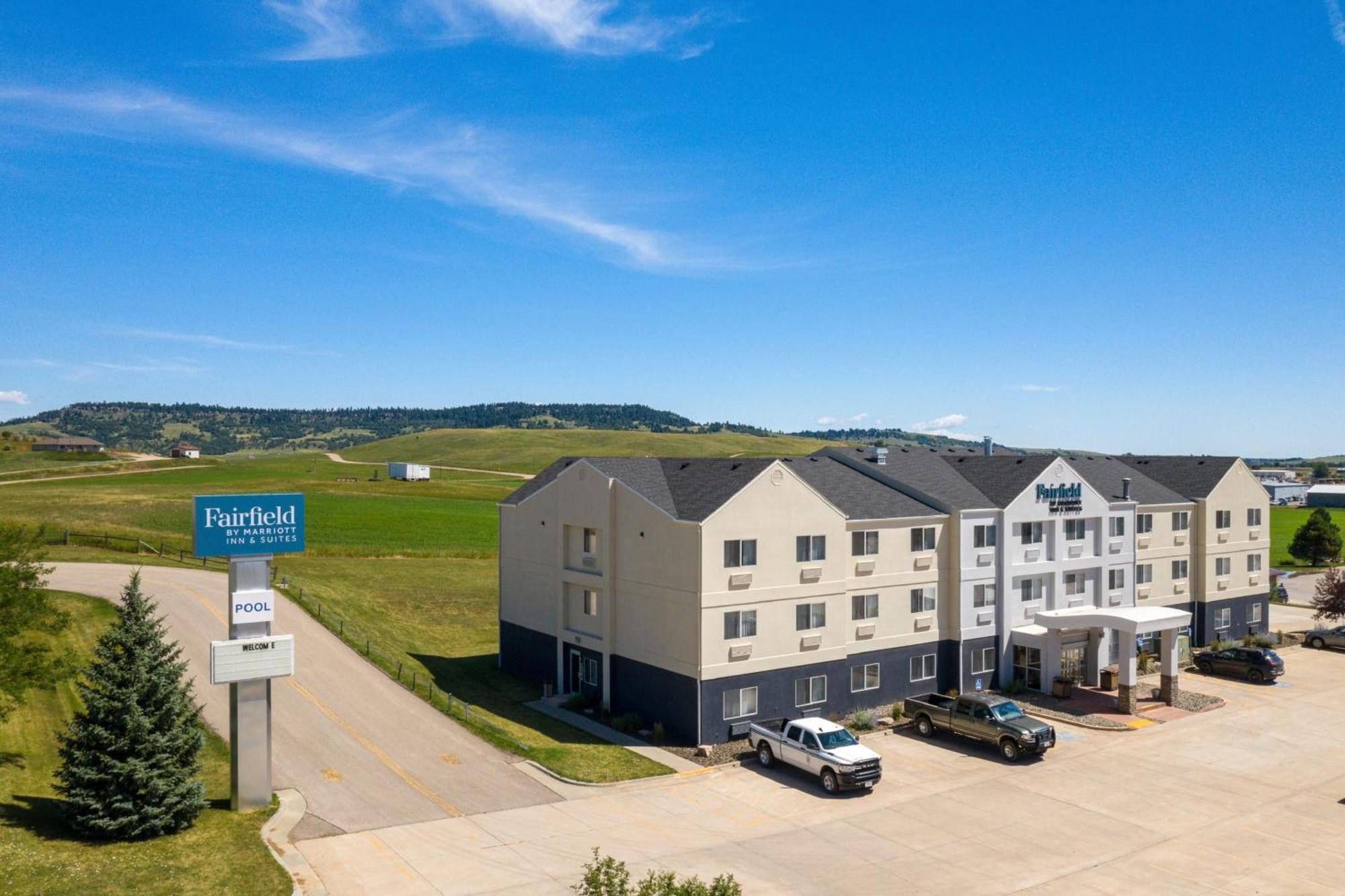 Fairfield Inn & Suites By Marriott ספירפיש מראה חיצוני תמונה