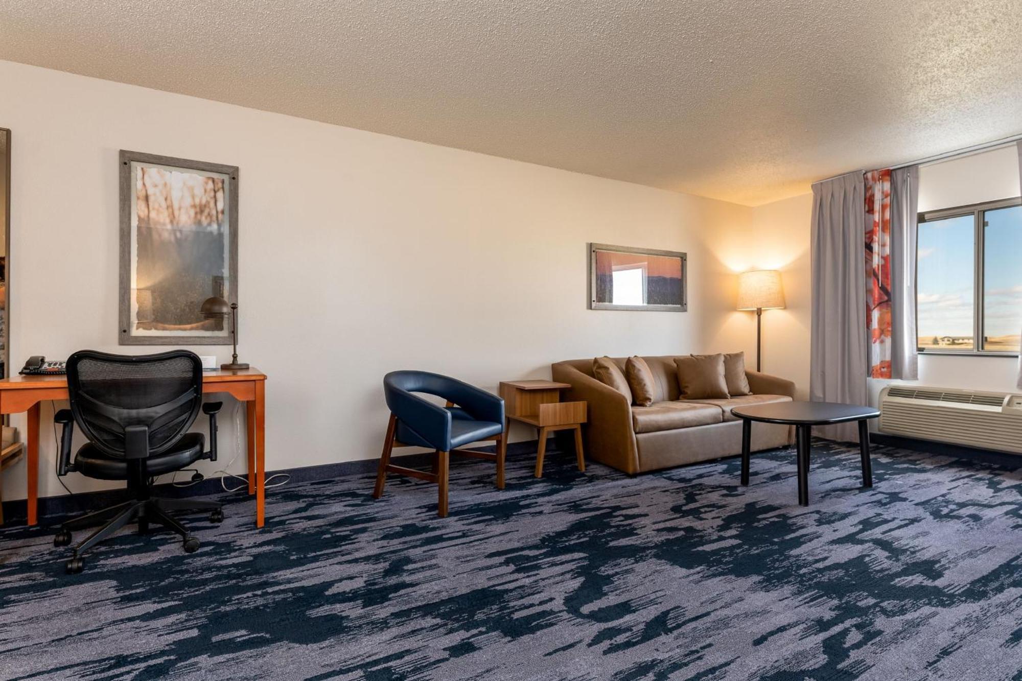 Fairfield Inn & Suites By Marriott ספירפיש מראה חיצוני תמונה