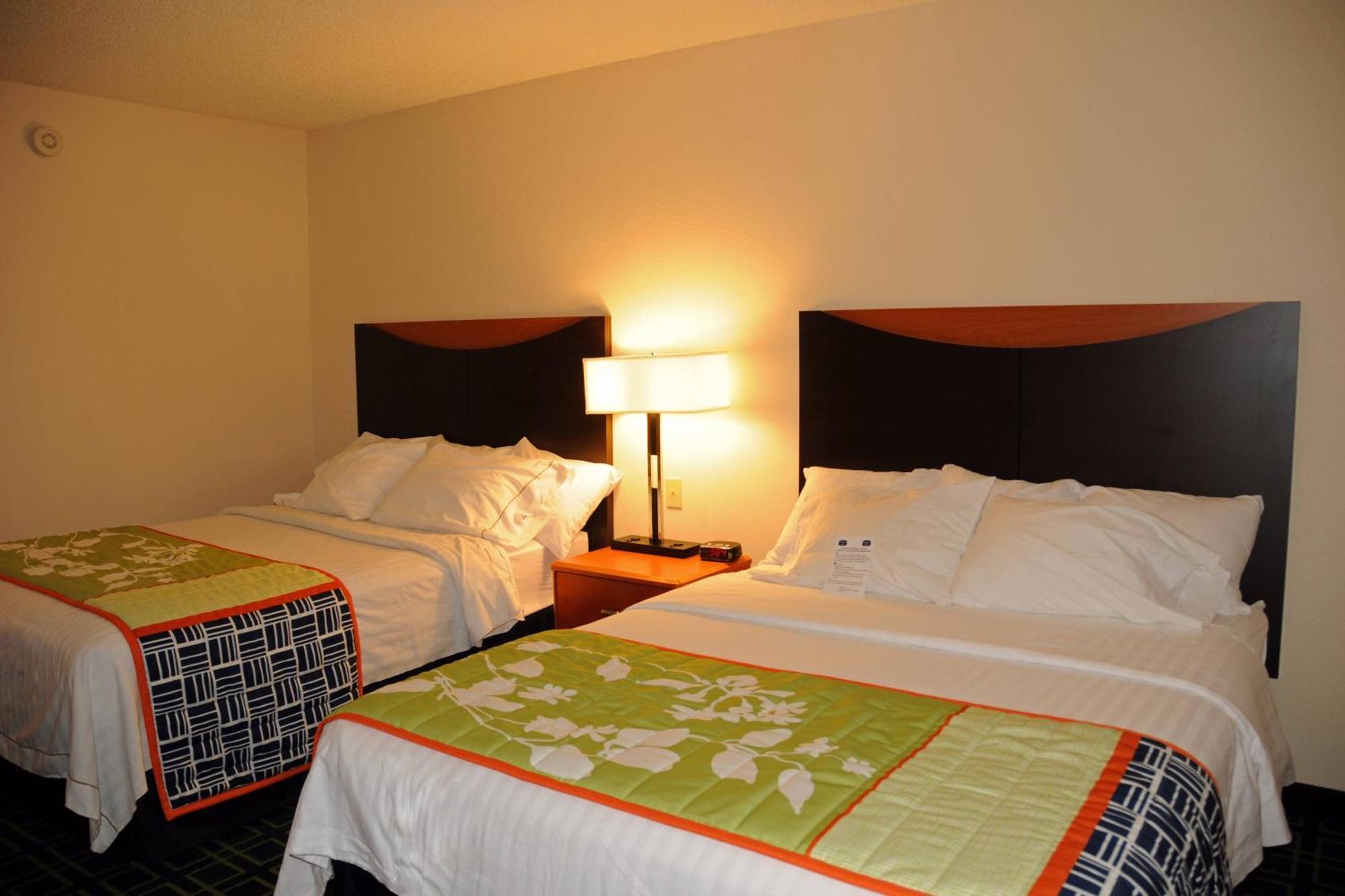 Fairfield Inn & Suites By Marriott ספירפיש מראה חיצוני תמונה