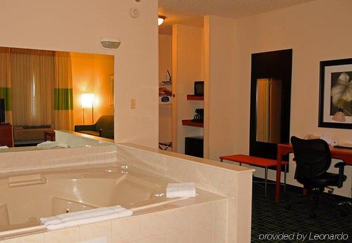 Fairfield Inn & Suites By Marriott ספירפיש מראה חיצוני תמונה